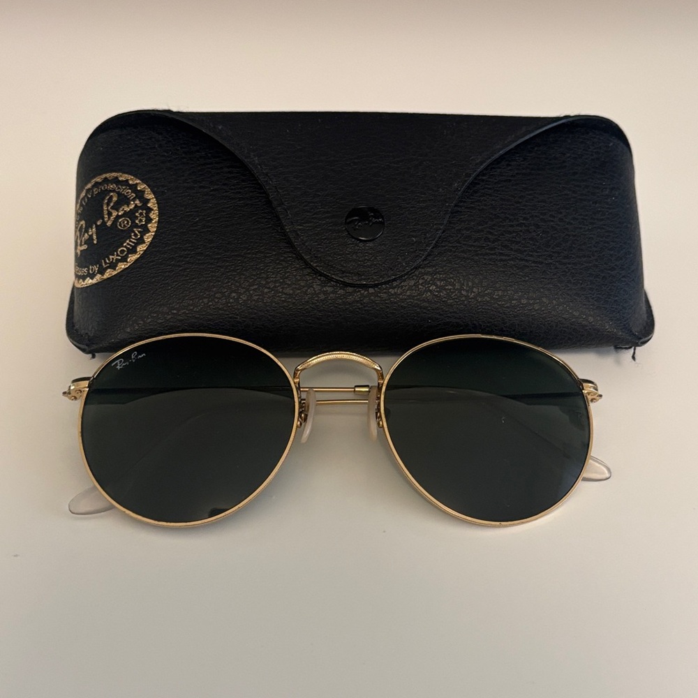 Ray-Ban Gold Frame Sunglasses with Dark Green Lenses